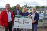 Spendenübergabe in der Kinderburg „Veronika Keller“: Hans Hüngsberg, Heinz Helmut Uedelhofen, Petra Opschondek und Anita Rauscher (von links).